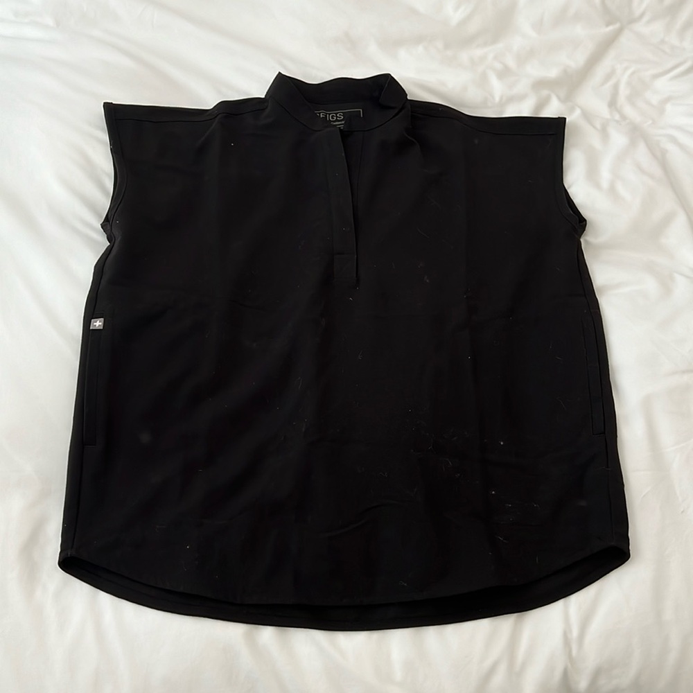 FIGS Black Rafaela oversized top (size XS fits small and XS)